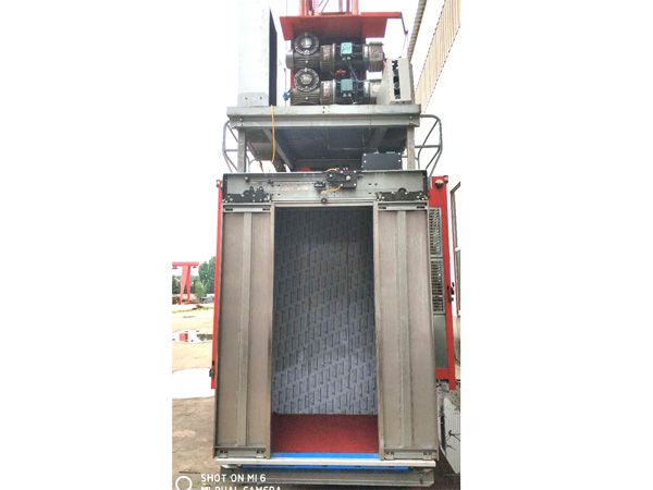 煙囪電梯、升降梯